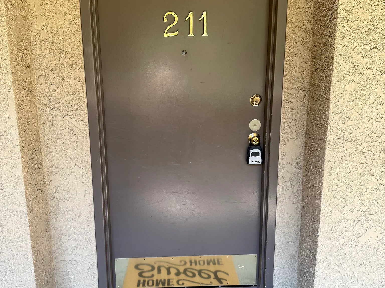 2 bed, 1160 sqft, $4,100 — Photo 2