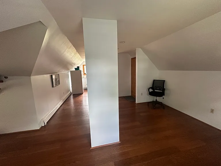 297 Bacon St #3 — Photo 8