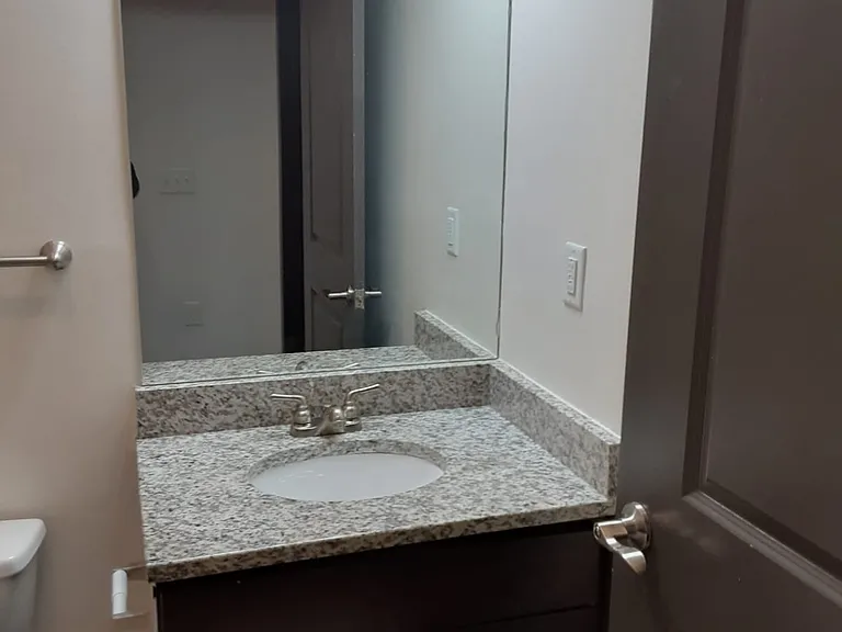 Chatham Lofts — Photo 18
