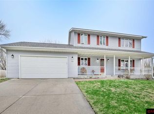 400 Ptarmigan Ct, Waseca, MN 56093