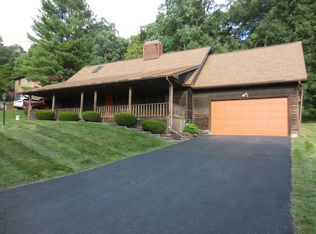 329 Braewood Ln, Chillicothe, OH 45601