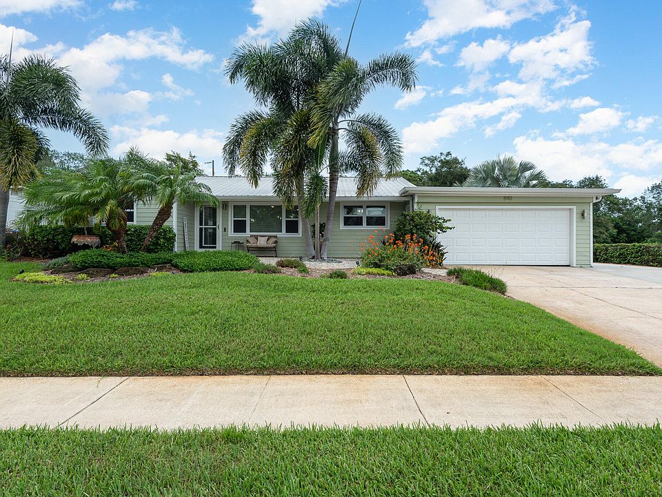 1st image of 840 Karen Dr