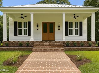 7308 Fountainbleau Rd, Ocean Springs, MS 39564