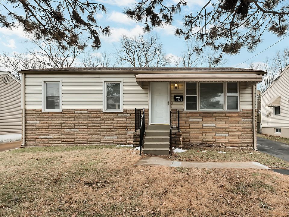 3536 Adie Rd, St Ann, MO 