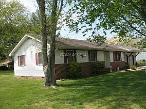 2nd image of 106 Heartwood Dr
