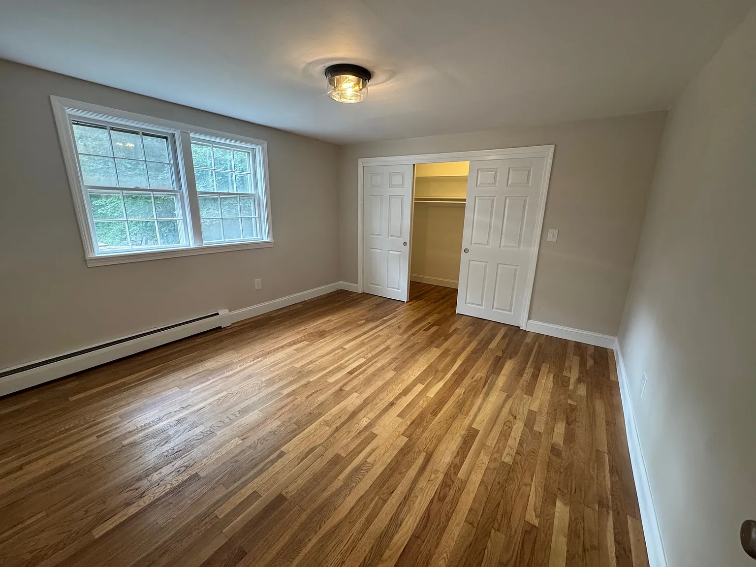 237 N Main St — Photo 4
