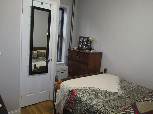 Rented by Beekman Street Realty | media 37