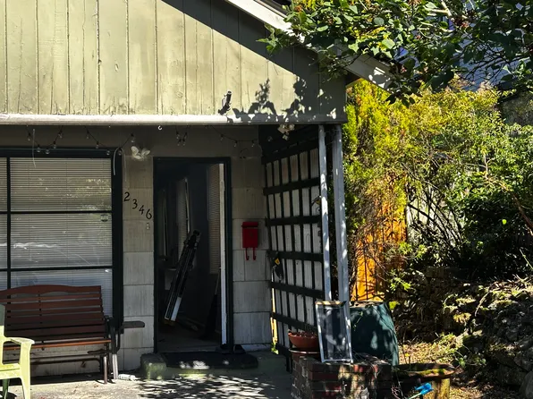 2346 Broadway E, Seattle, WA 98102