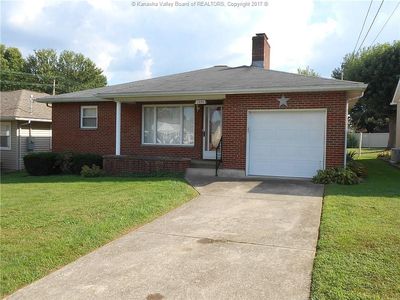 1324 W 13th St, Nitro, WV, 25143