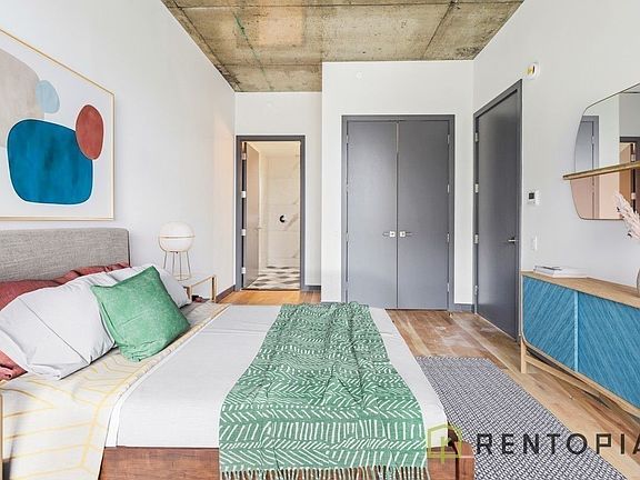 4th image of 90 Linden St #546