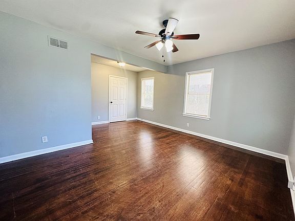 3rd image of 1414 Paullus Ave