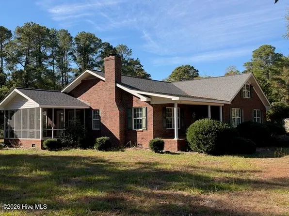 1726 Us Highway 701 N, Elizabethtown, NC 28337