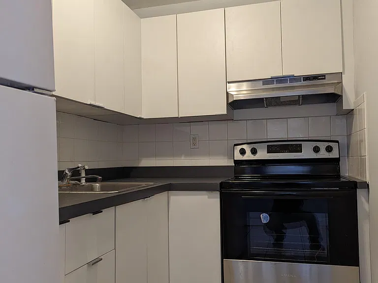 1503 NW 207th St #1 — Photo 5