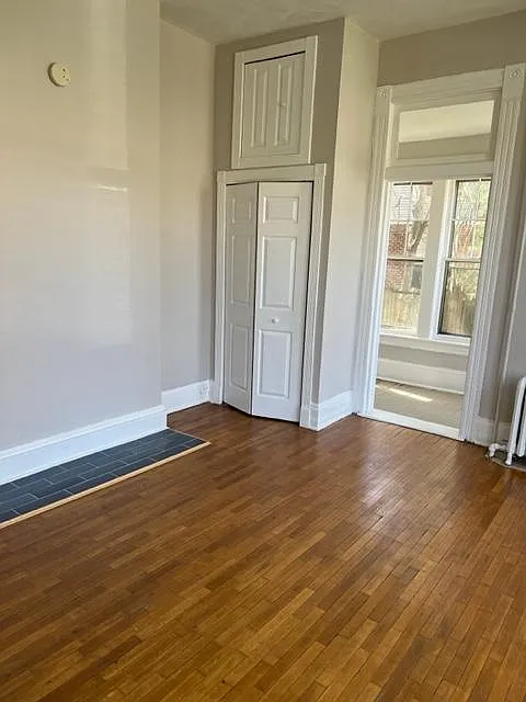 1 bed, 1012 sqft, $880 — Photo 3