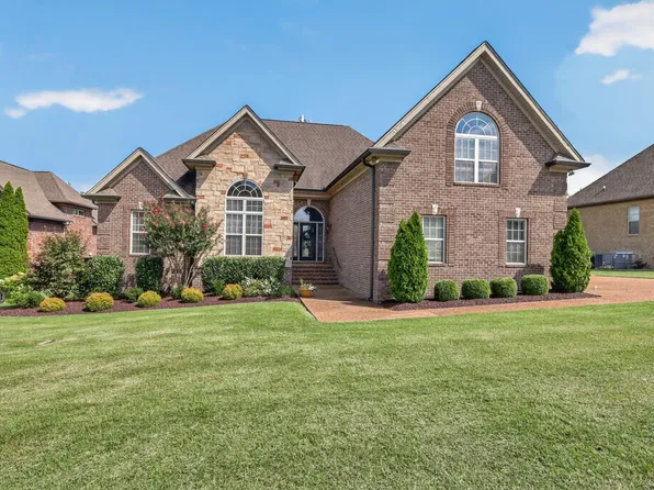 109 Waters Hill Cir, Lebanon, TN 37087