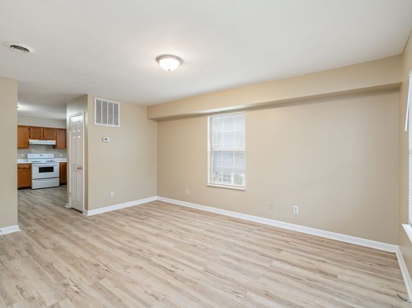 422 Cedar Ave #A