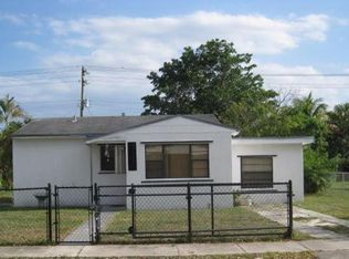 100 NW 127th St, North Miami, FL 33168