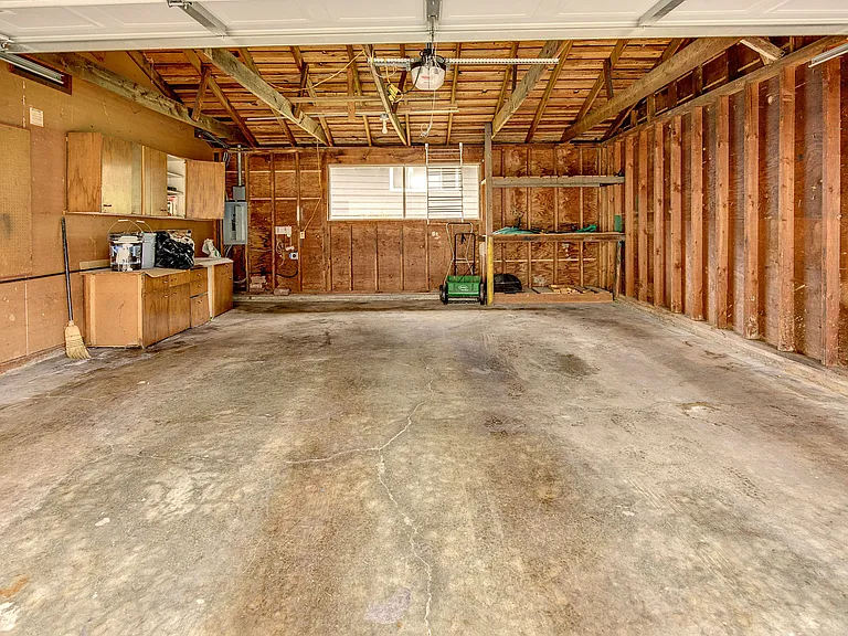 3065 124th Ave NE — Photo 30