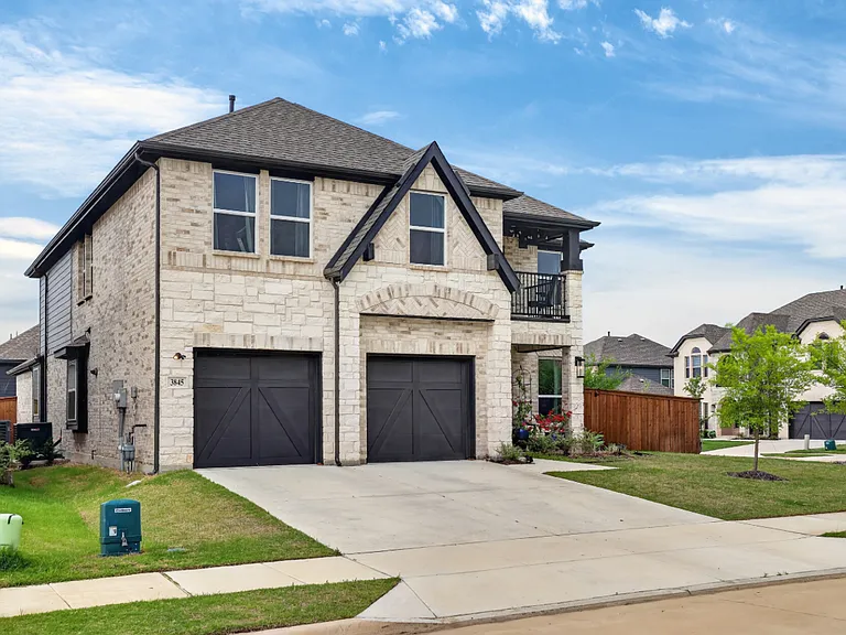 3845 Poppywood Rd — Photo 3