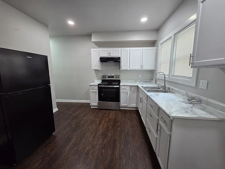 3437 Guilford Ave #0 — Photo 5