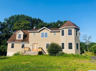 123 County Route 51, Coxsackie, NY 12051