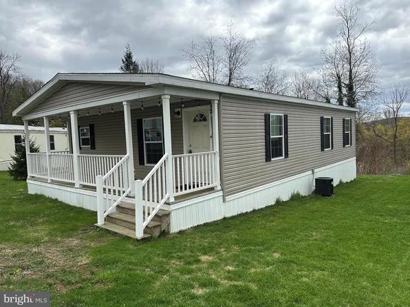 22 Apache Run, Barto, PA 19504