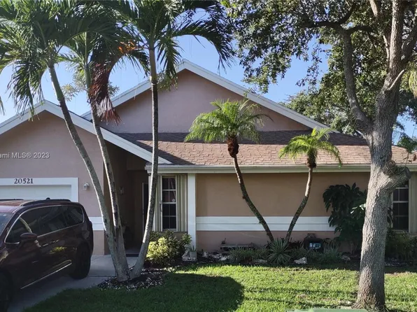 20521 NW 7th St, Hollywood, FL 33029