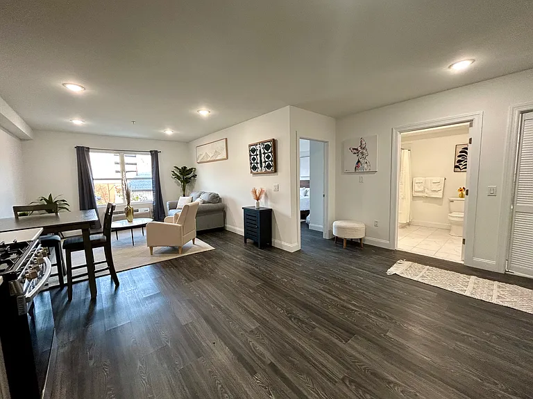59-63 Courtland St #401 — Photo 3