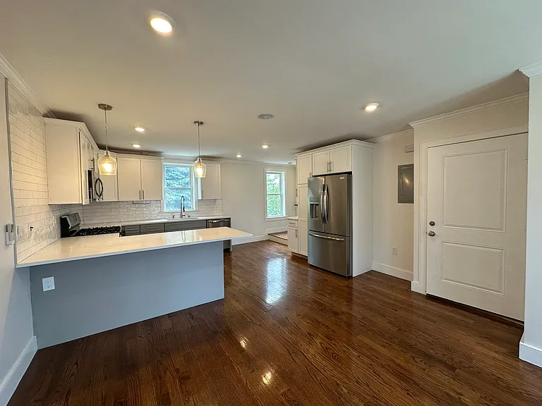 3 Morton Pl #2 — Photo 14