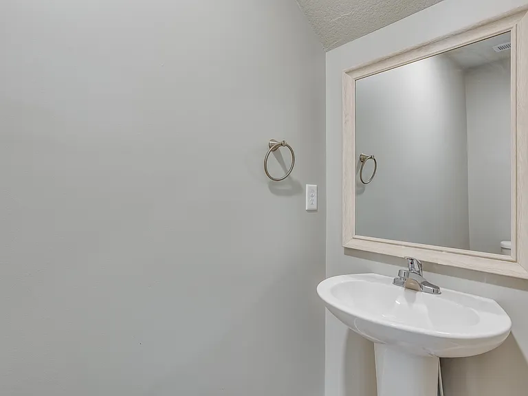 8833 W Haylee St — Photo 8