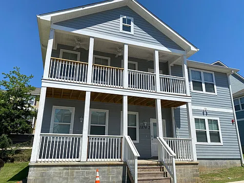 1874-2 Bellevue Way Photo 1