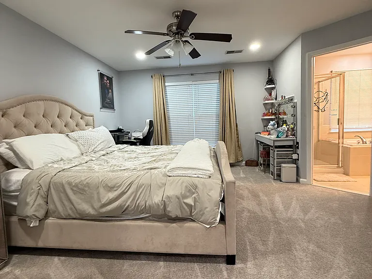 115 Hillside Ct — Photo 6