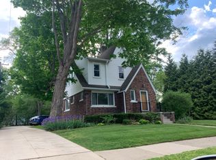 1017 Oakridge Ave, Royal Oak, MI 48067