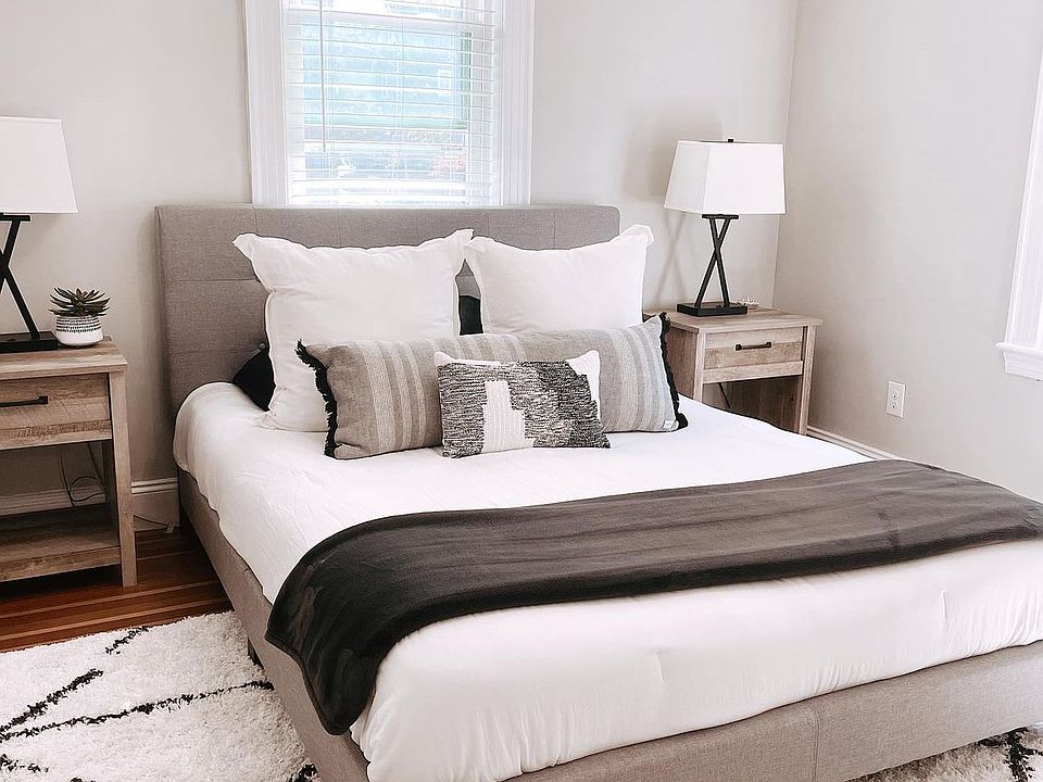 1st image of 39 Cotton St #2