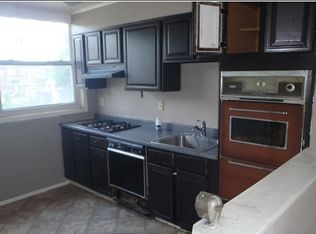 12202 Sweet Briar Rd, Philadelphia, PA 19154