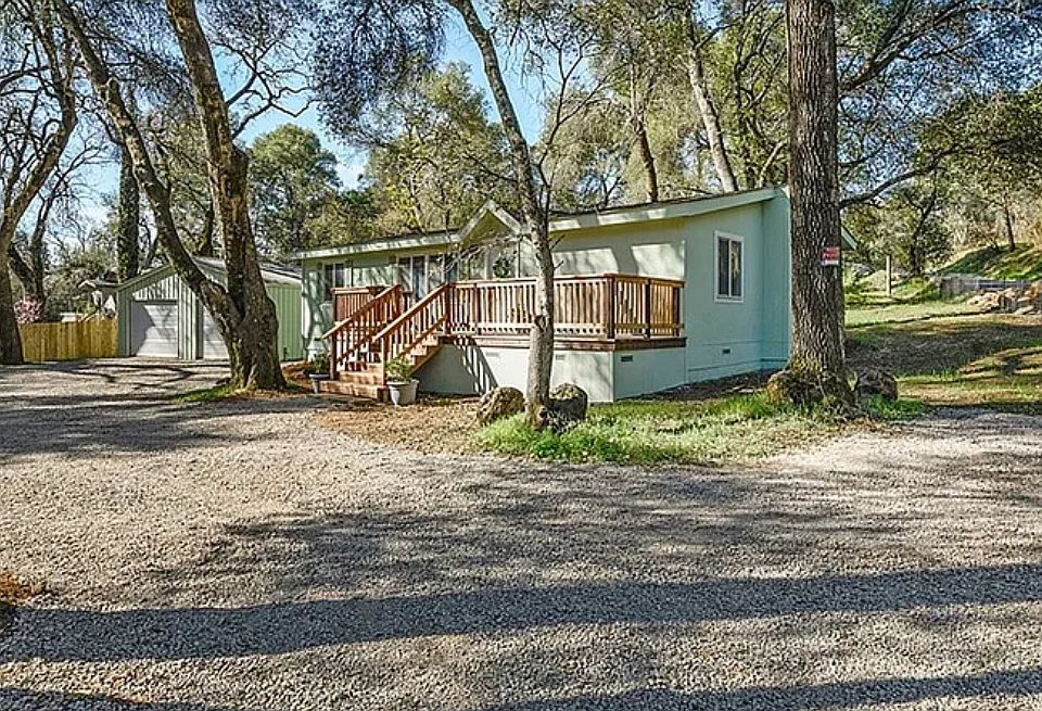 1st image of 14398 Woodland Dr