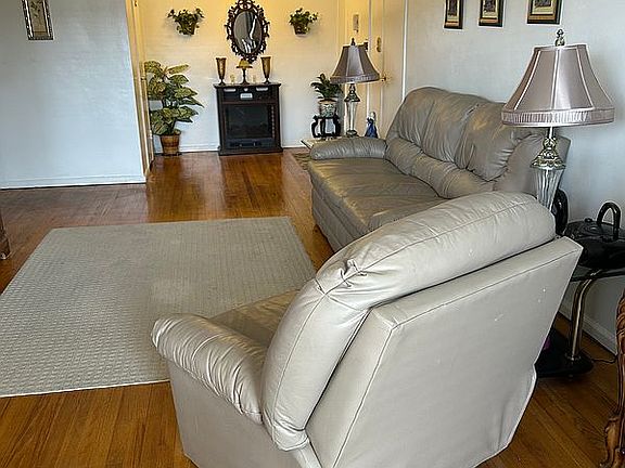 4th image of 153-25 88th St #6L