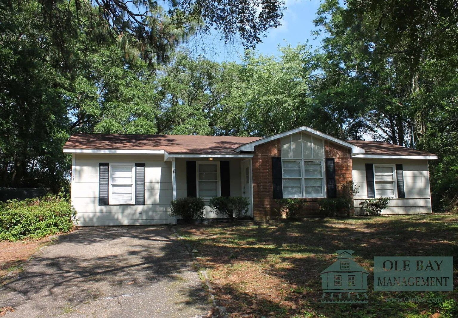 3 bed, 1.0 bath, $1,350 — Photo 1