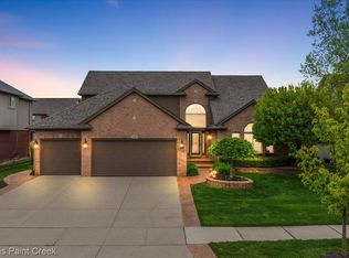 50386 Knightsbridge Dr, Macomb, MI 48044