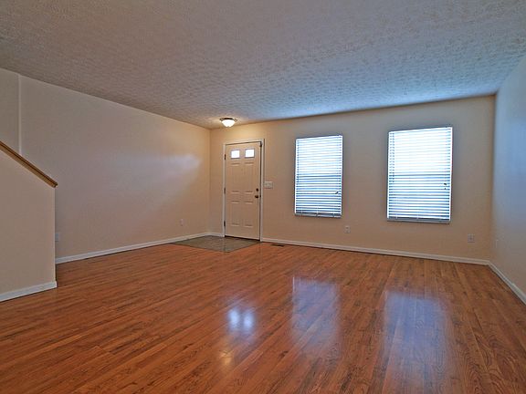 2nd image of 1400 Mill Park Dr