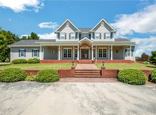 6075 Arbor Rd, Murrayville, GA 30564