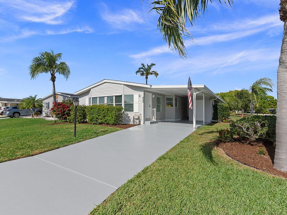 1st image of 8498 Filifera Court
