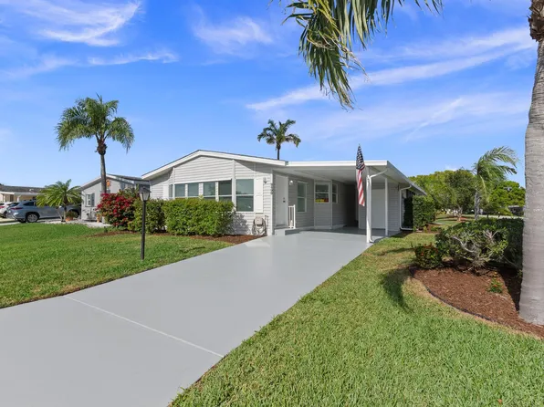 8498 Filifera Court, Port St Lucie, FL 34952