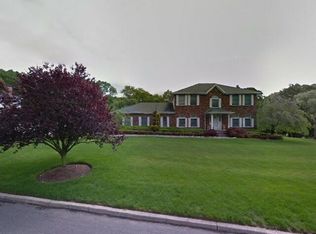 11767 Sunhill Rd, Nesconset, NY 11767