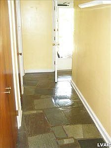 4th image of 14 Kendon Dr