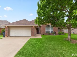 4806 Whisper Wind Dr, Wichita Falls, TX 76310