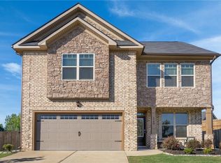 1740 Middle Brook Dr, Conyers, GA 30012