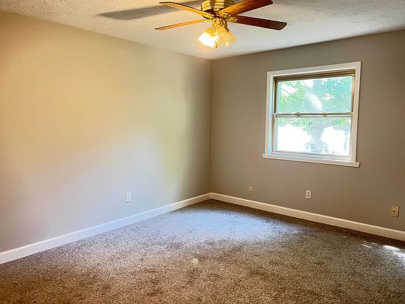 4th image of 5929 Beau Jardin Dr