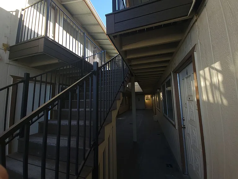 1134 Parkside St — Photo 1