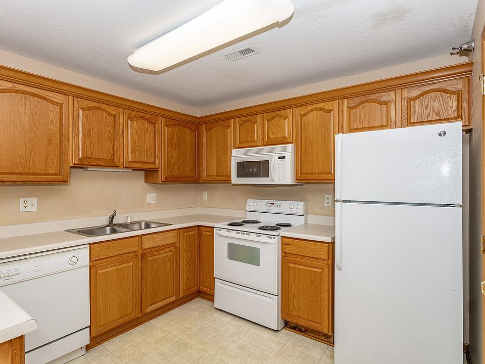 1st image of 4120 100th St APT 4